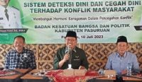 Lujeng Sudarta, Ketua LSM Pusaka, Sudiono Fauzan, Ketua DPRD Kabupaten Pasuruan & Edi, Kabag Bakesbangpol Kabupaten Pasuruan